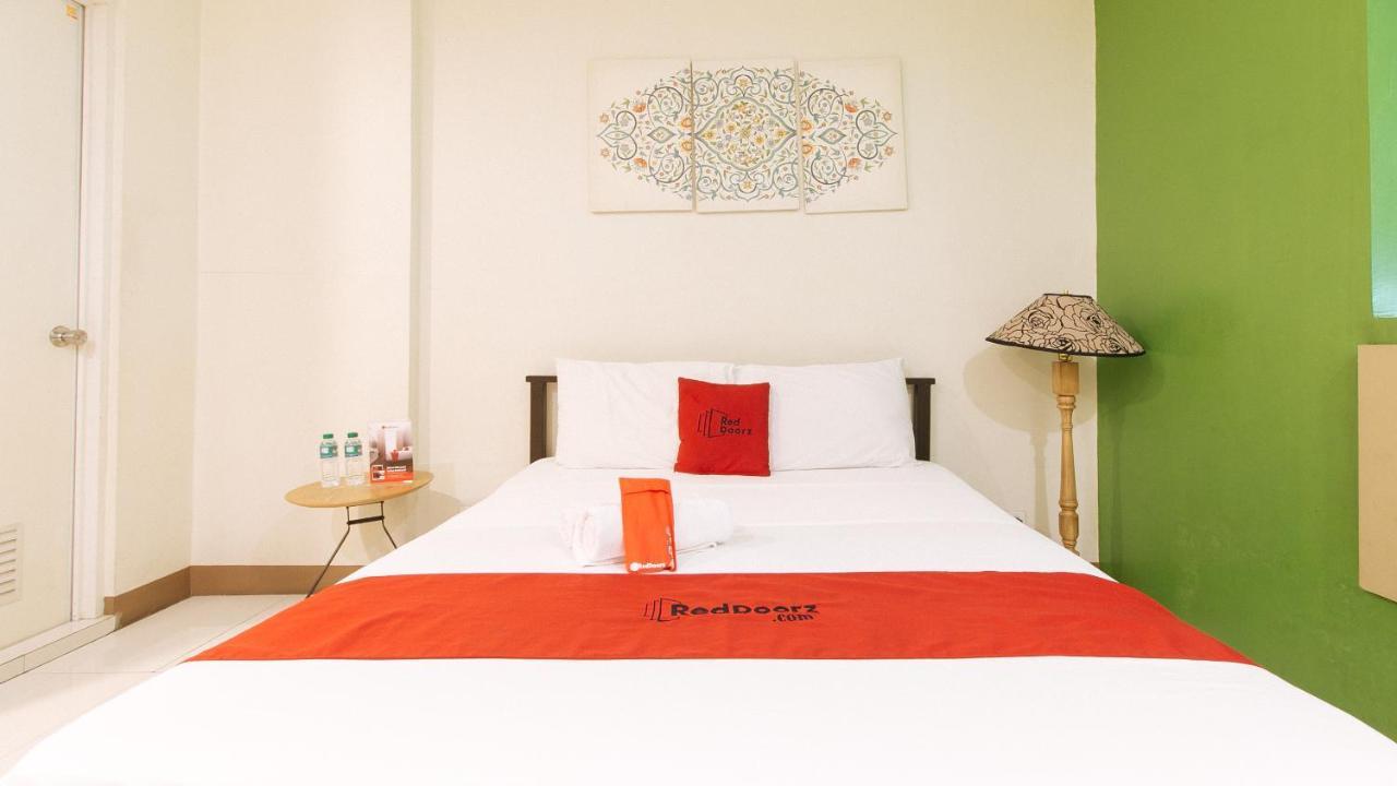 Reddoorz Plus @ Kamuning Quezon City Exteriér fotografie