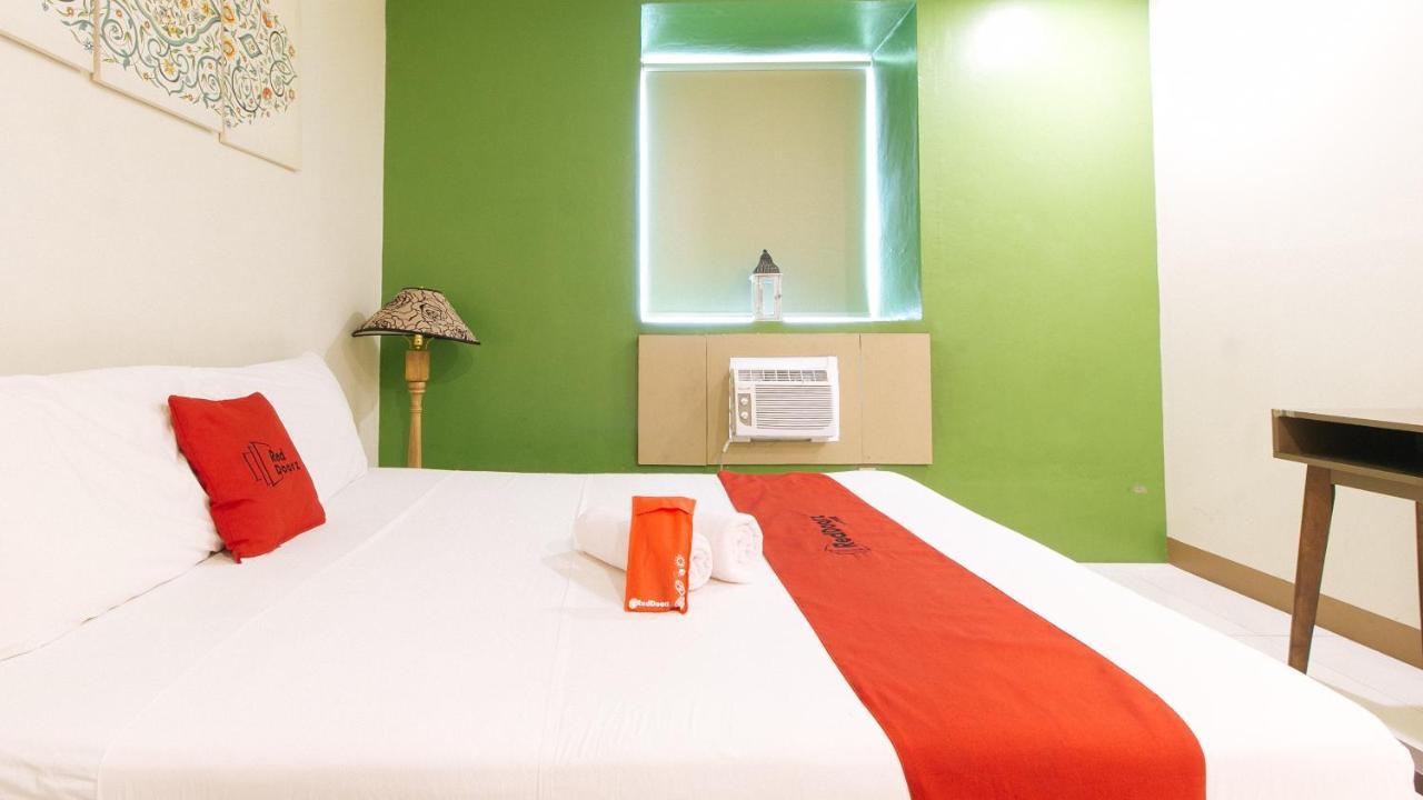 Reddoorz Plus @ Kamuning Quezon City Exteriér fotografie